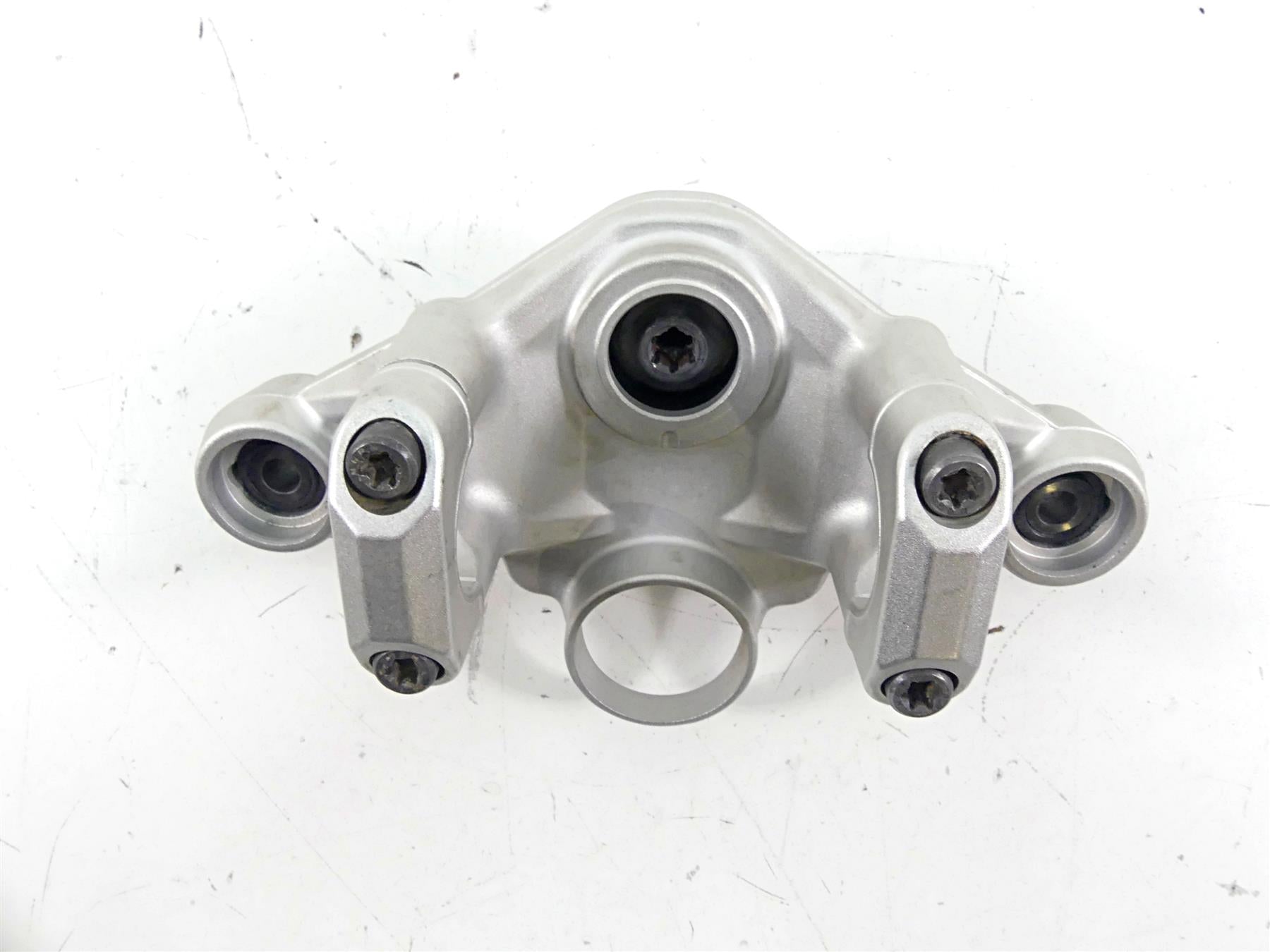 2015 BMW R1200GS GSW K50 Upper Triple Tree Steering Clamp 31428555849 8520478 {{ shop.shopifyCountryName }} - Mototech271
