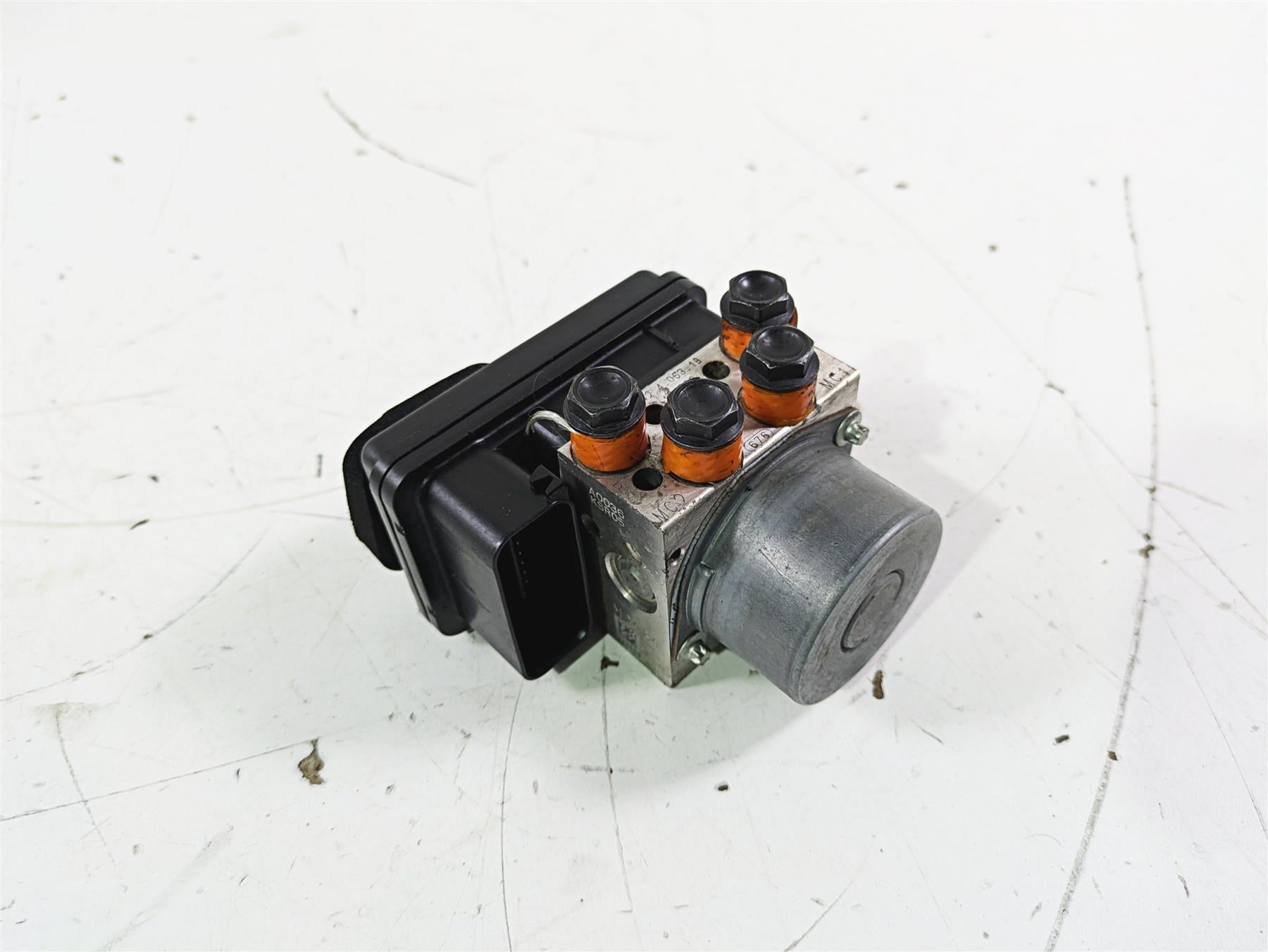 2017 Ducati Monster 1200 S Abs Brake Pump Module Unit 54240631B {{ shop.shopifyCountryName }} - Mototech271