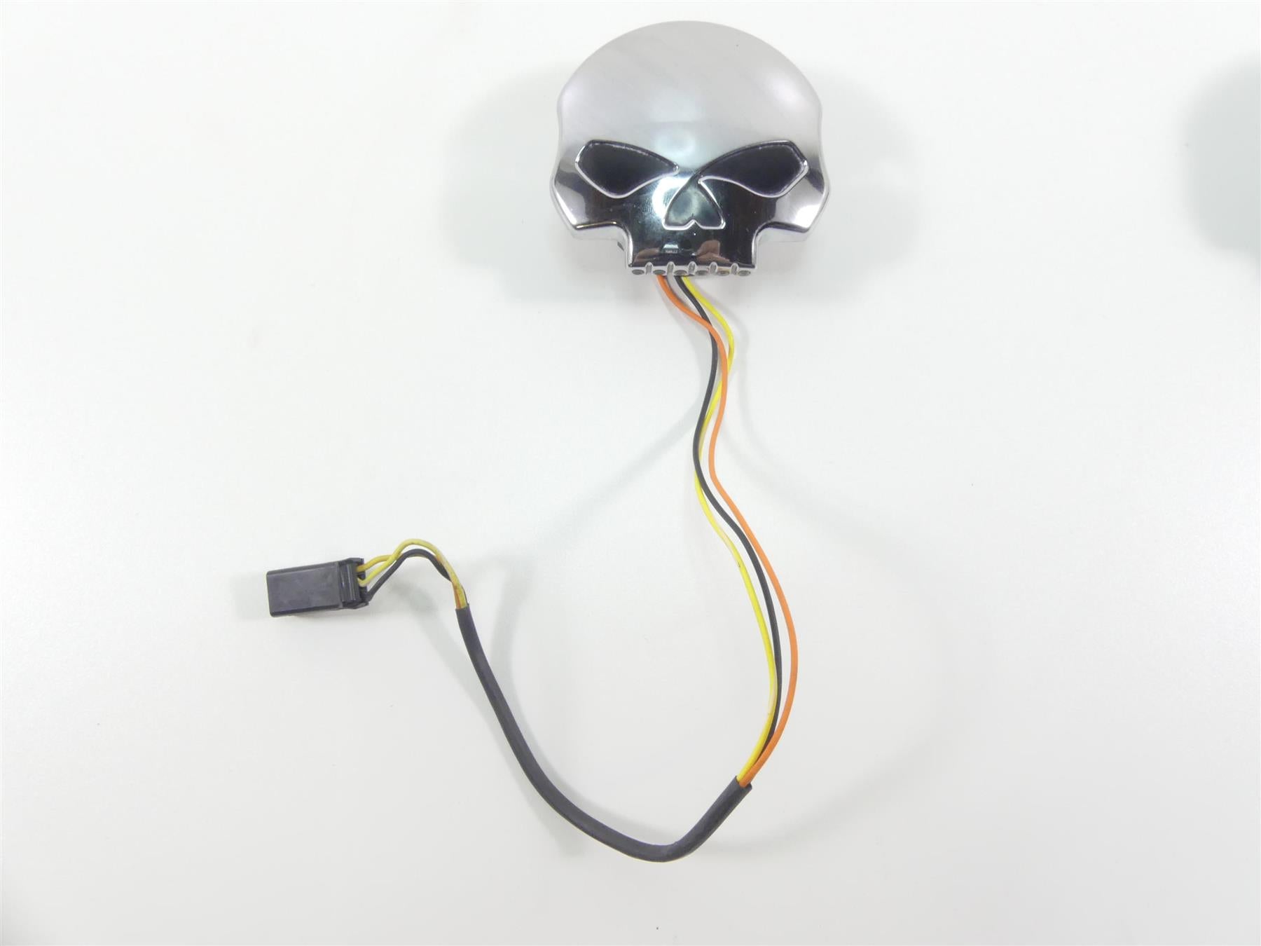 2008 Harley Softail FLSTSB Cross Bones W.G. Skull Fuel Gauge Tank Cap 75098-08A {{ shop.shopifyCountryName }} - Mototech271