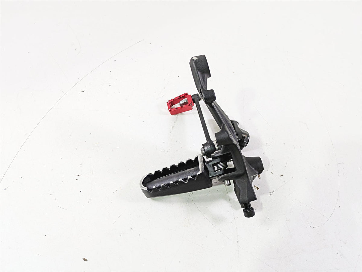 2022 Harley RA1250 S Pan America Left Rider Footpeg & Shifter 33600309A 33600269 {{ shop.shopifyCountryName }} - Mototech271