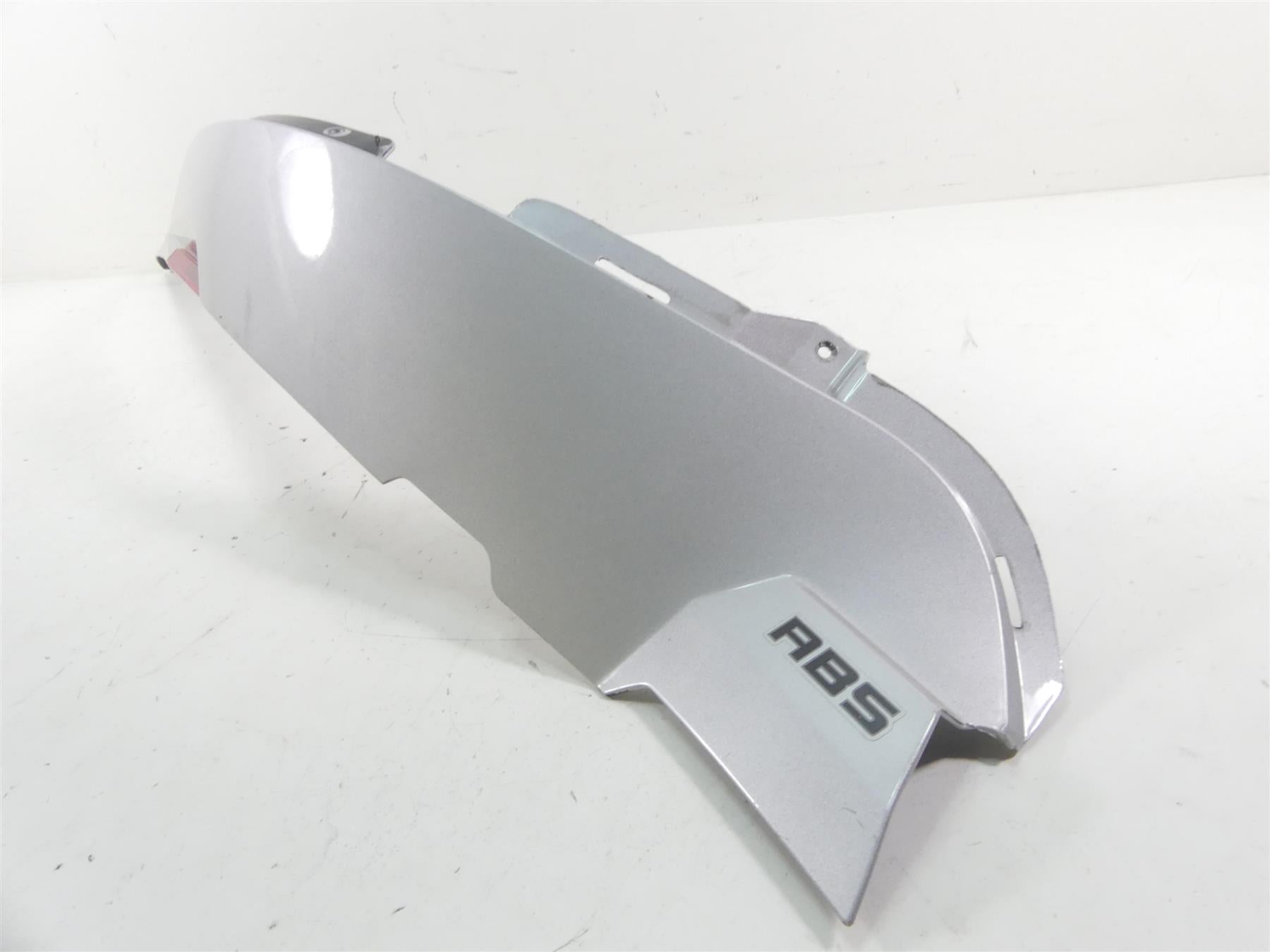 2011 Victory Vision Tour Right Rear Under Saddlebag Cover Fairing Cowl 5436211 {{ shop.shopifyCountryName }} - Mototech271