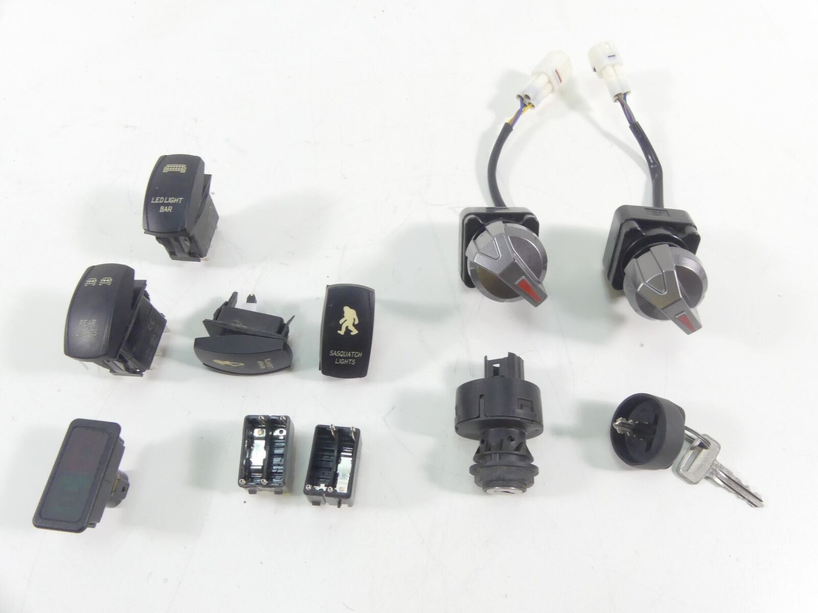 2018 Yamaha YXZ1000 R EPS Ignition Light Awd Switch Key Set 5UG-H2510-00-00 {{ shop.shopifyCountryName }} - Mototech271