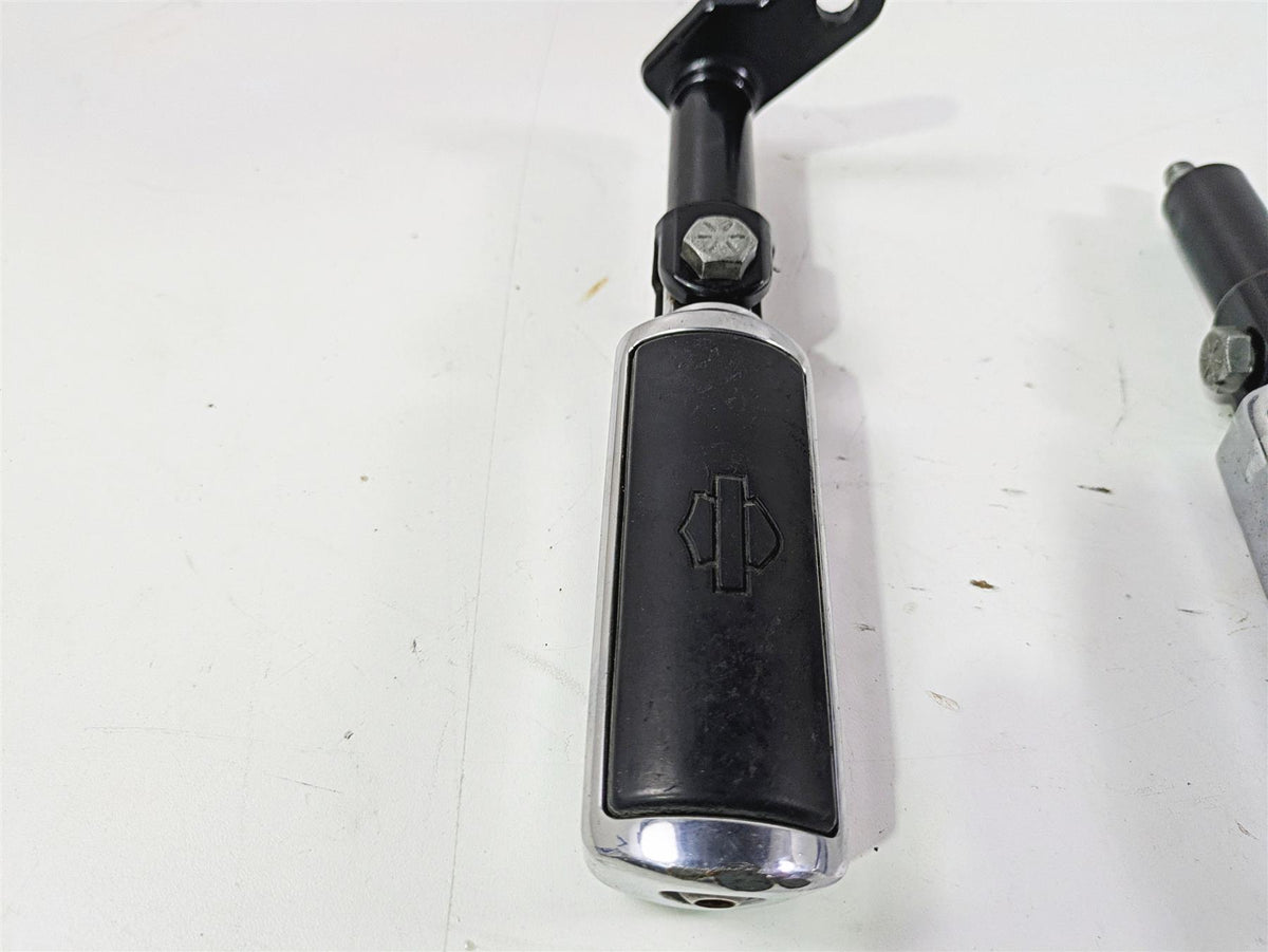 2014 Harley FLS Softail Slim Rear Passenger Footpeg Set 50932-08 {{ shop.shopifyCountryName }} - Mototech271