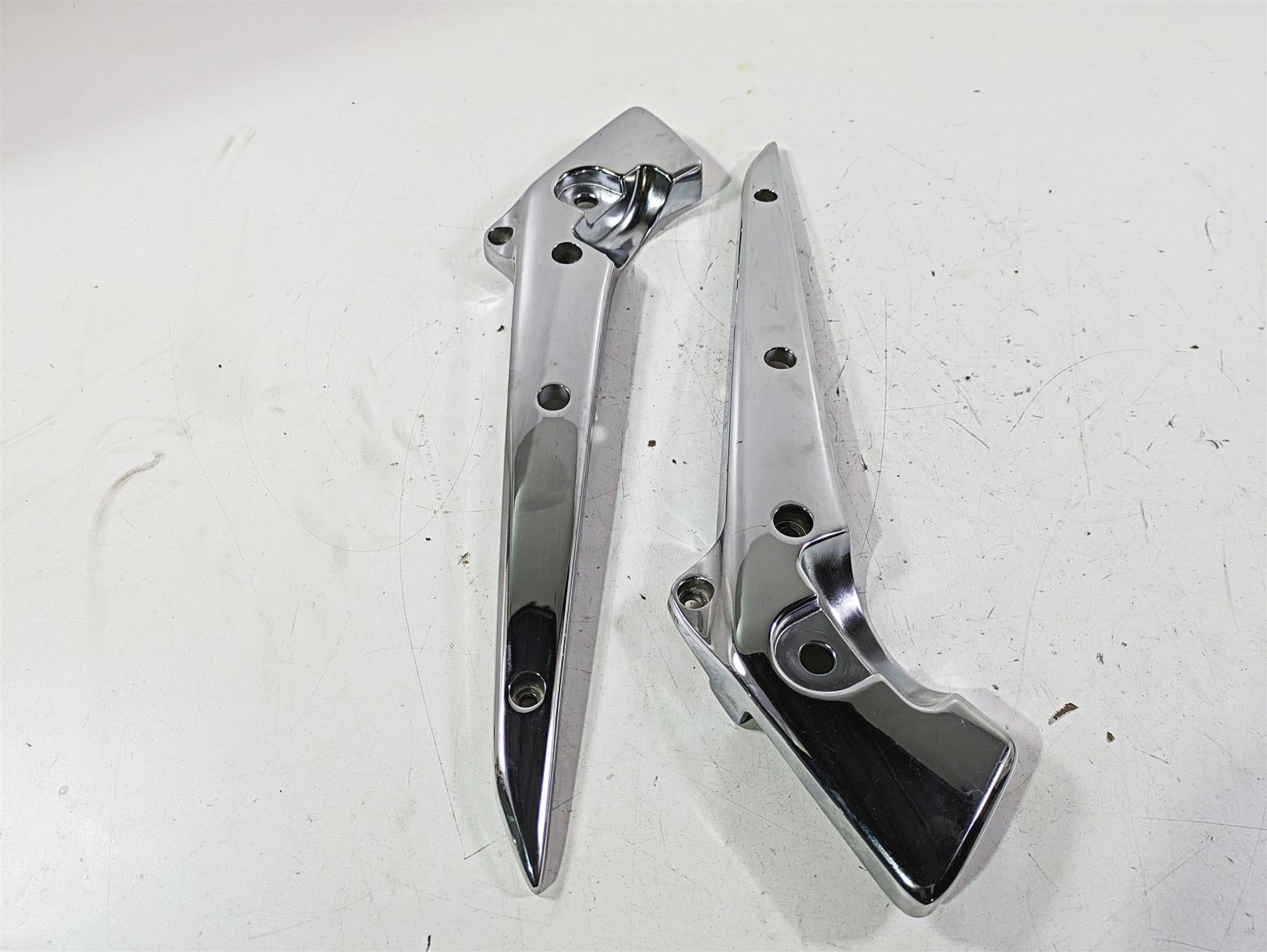 2002 Honda VTX1800 Retro Rear Fender Frame Struts Braces 77340-MCV-000 {{ shop.shopifyCountryName }} - Mototech271