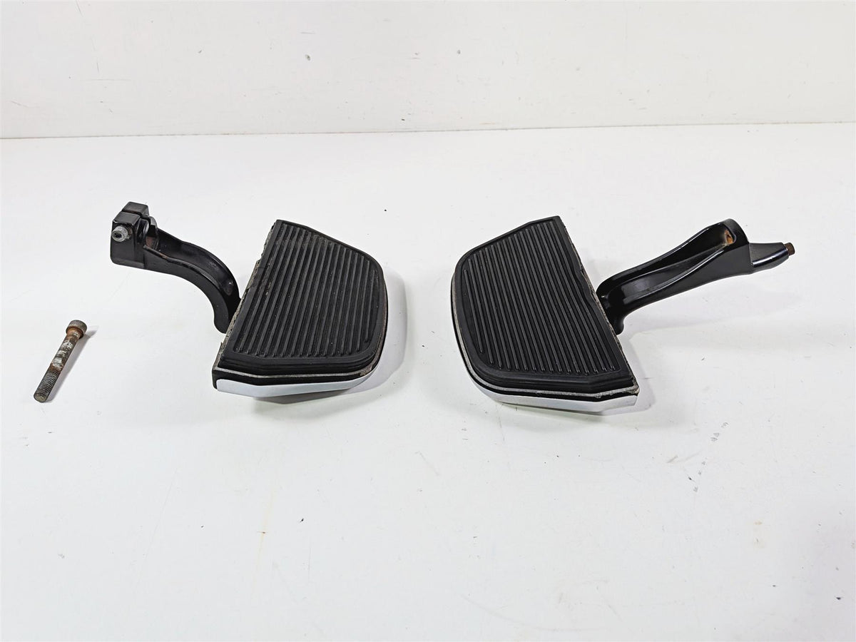 2012 Harley Softail FLSTF Fat Boy Passenger Footpeg Foot Peg READ 50943-05A {{ shop.shopifyCountryName }} - Mototech271