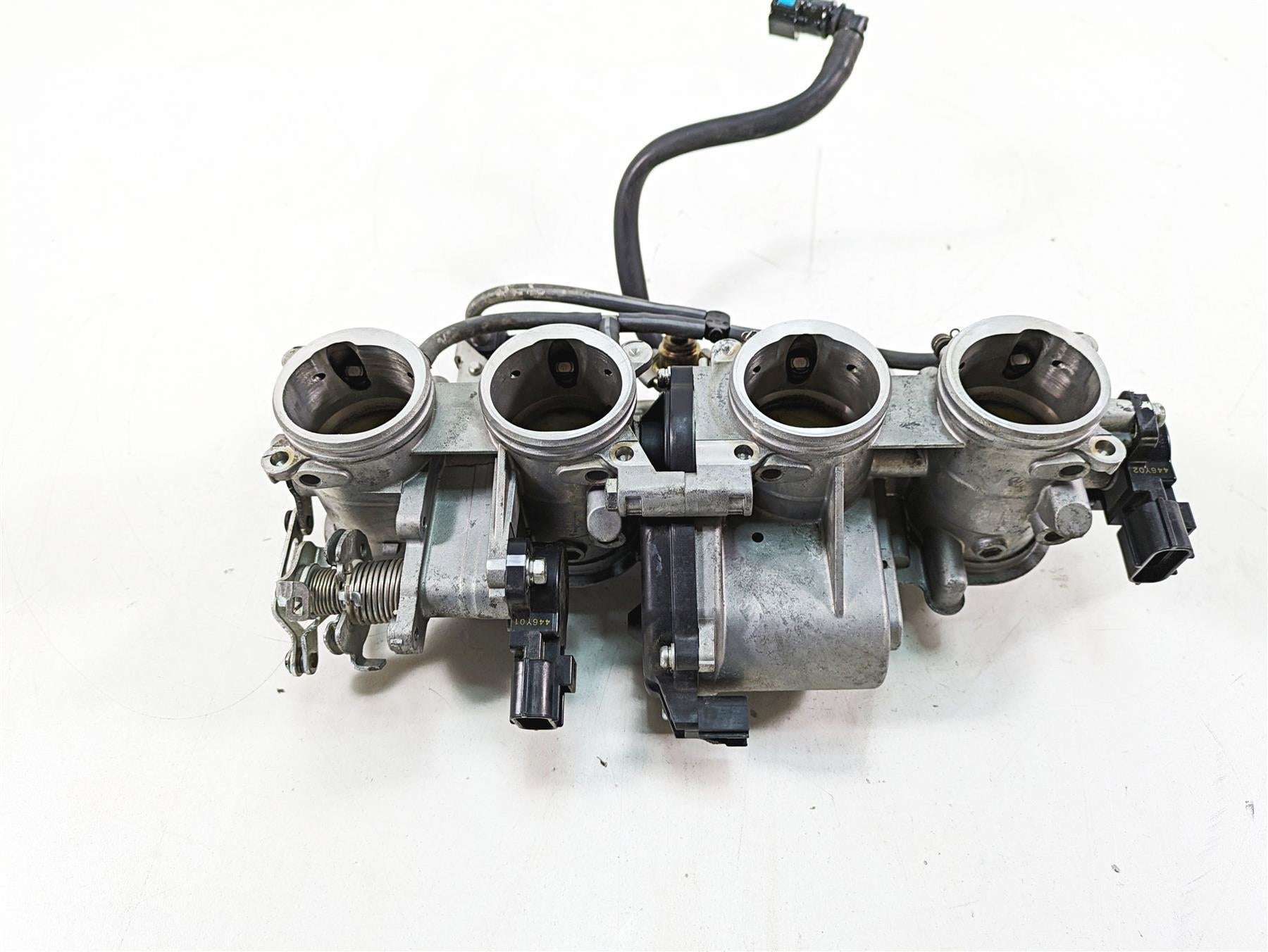 2007 Yamaha R1 YZFR1 Mikuni Throttle Body Bodies & Wiring 4C8-13750-00-00 {{ shop.shopifyCountryName }} - Mototech271