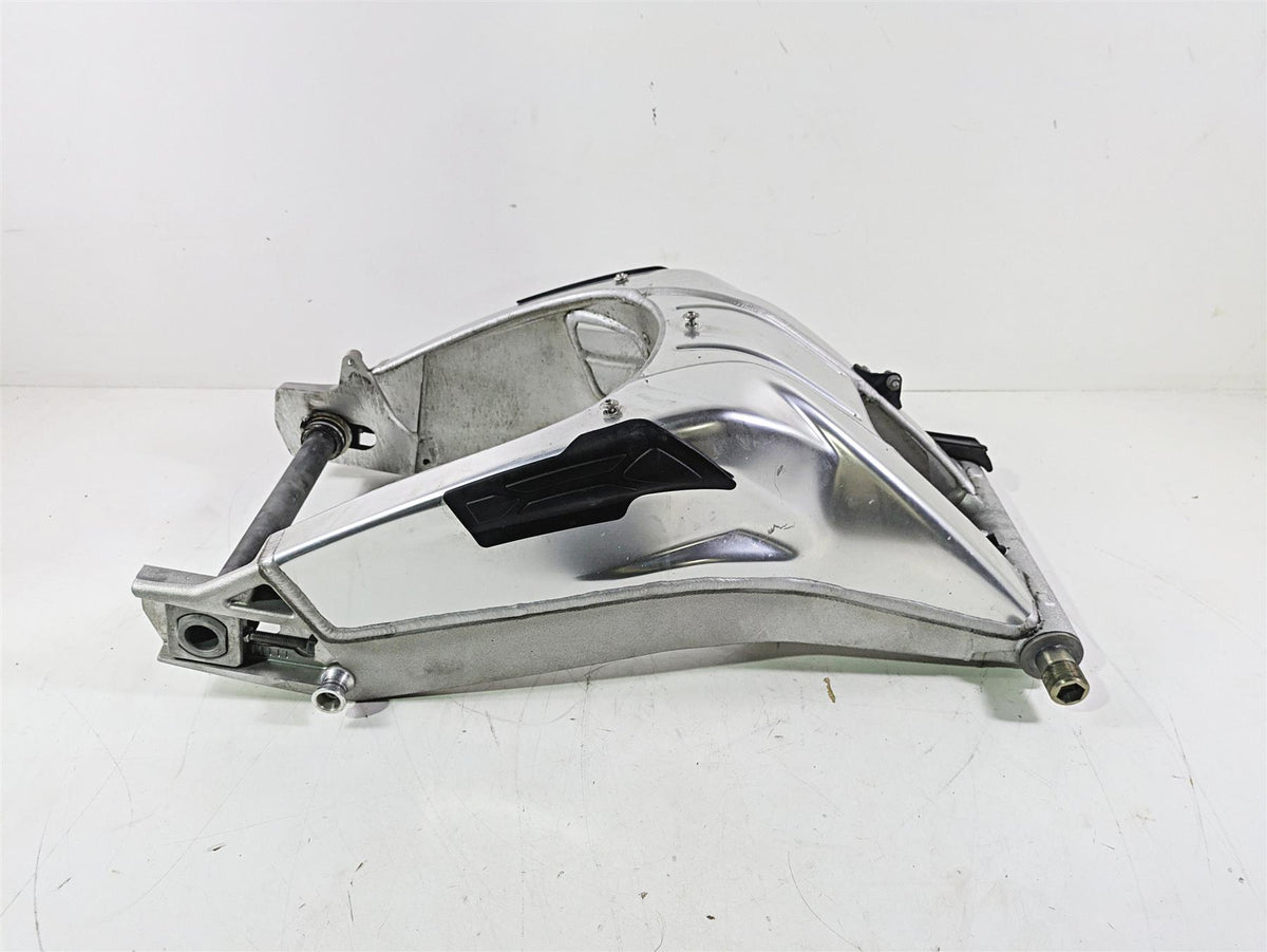 2016 BMW S1000RR K46 Rear Swingarm Swing Arm 33358543490 {{ shop.shopifyCountryName }} - Mototech271