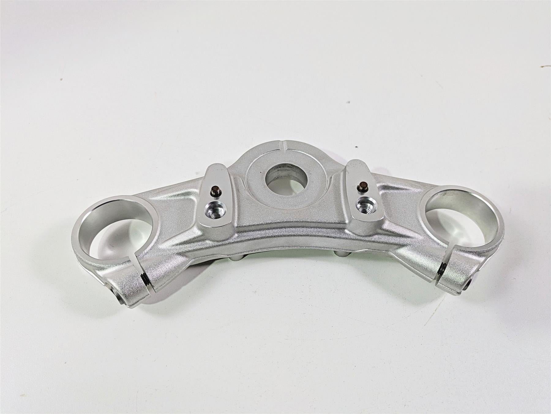 2022 BMW RnineT Pure K22 Upper Triple Tree Steering Clamp 31428558473 {{ shop.shopifyCountryName }} - Mototech271