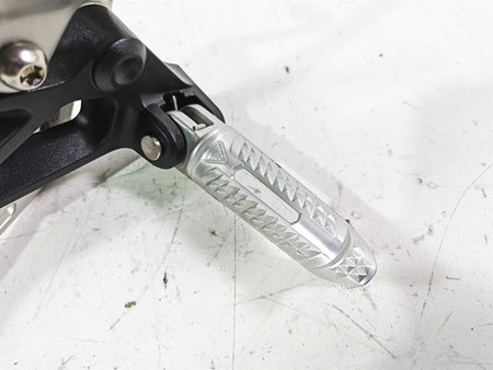 2023 Triumph Street Triple 765 RS Left Rider Footpeg & Shifter T2088021 T2089751 {{ shop.shopifyCountryName }} - Mototech271