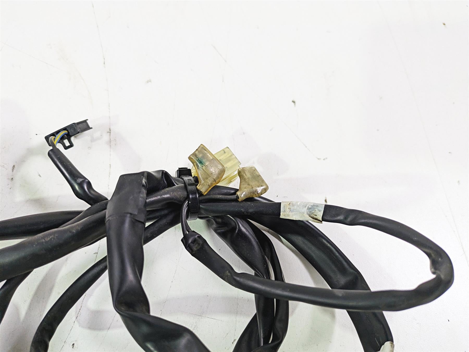 2012 Yamaha XT1200 Super Tenere Left Hand Control Switch 23P-83963-00-00 {{ shop.shopifyCountryName }} - Mototech271