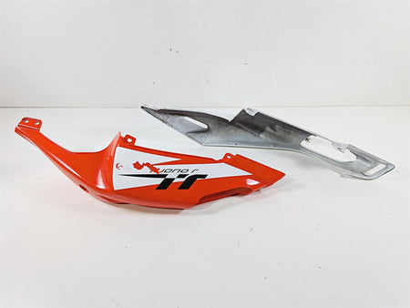 2008 Aprilia RSVR 1000 Factory Tail Side Cover Fairing Set 109722 109723 {{ shop.shopifyCountryName }} - Mototech271