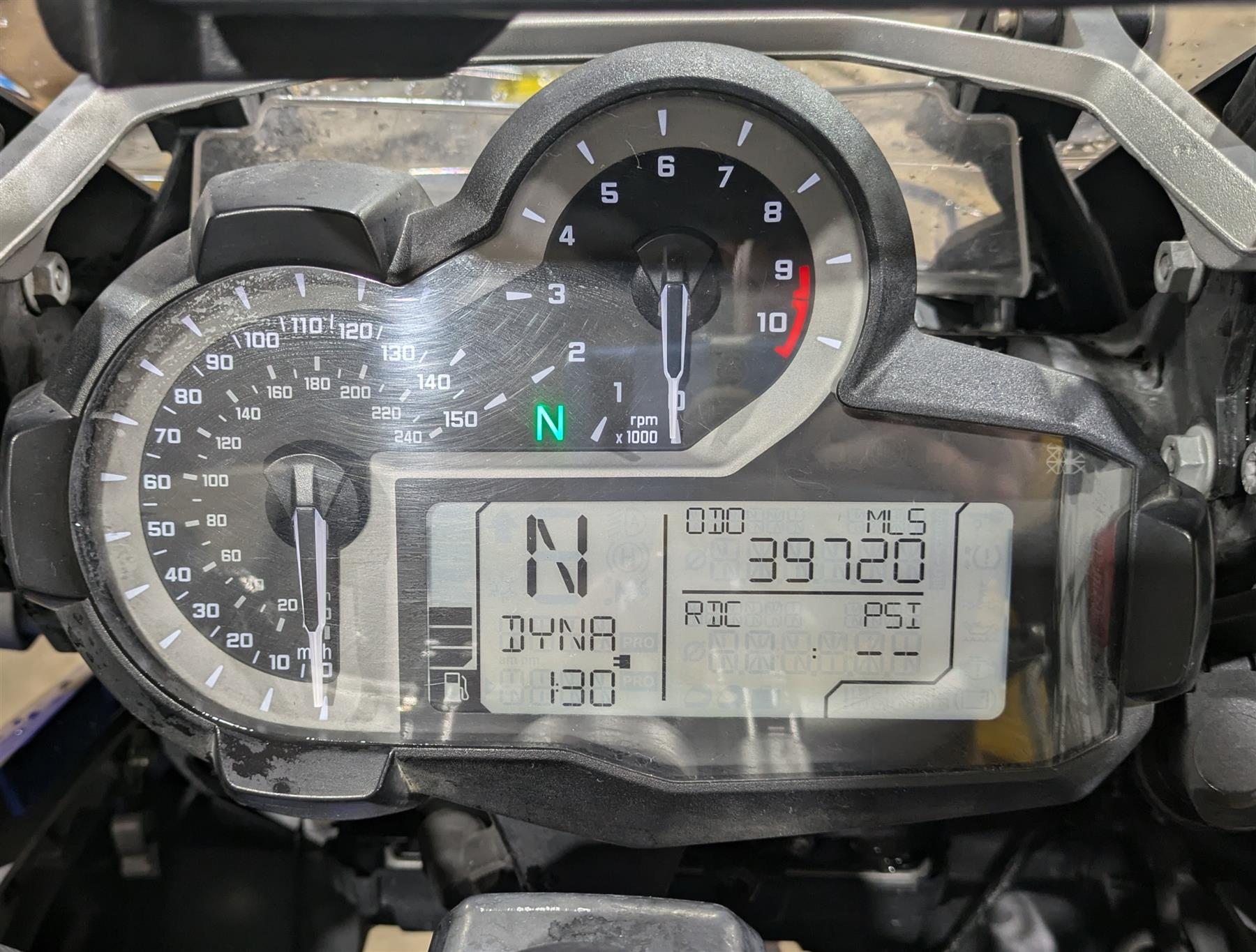 2015 BMW R1200 GS Adv K51 Speedometer Gauge Instrument 39K 62118557882 {{ shop.shopifyCountryName }} - Mototech271