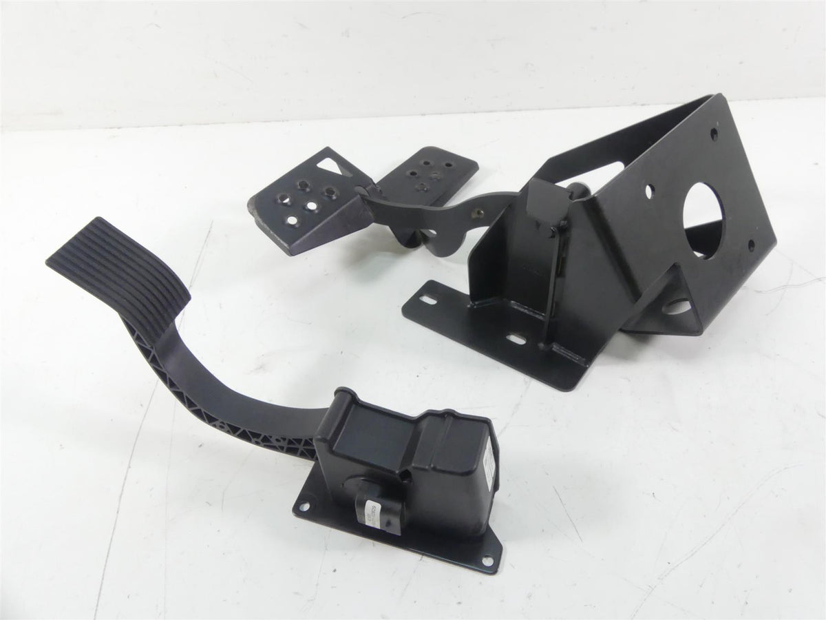 2020 Polaris RZR RS1 1000 Brake & Accelerate Pedal Lever Set 1023075 4014042 {{ shop.shopifyCountryName }} - Mototech271