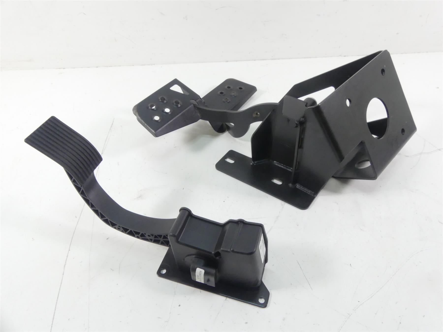 2020 Polaris RZR RS1 1000 Brake & Accelerate Pedal Lever Set 1023075 4014042 {{ shop.shopifyCountryName }} - Mototech271