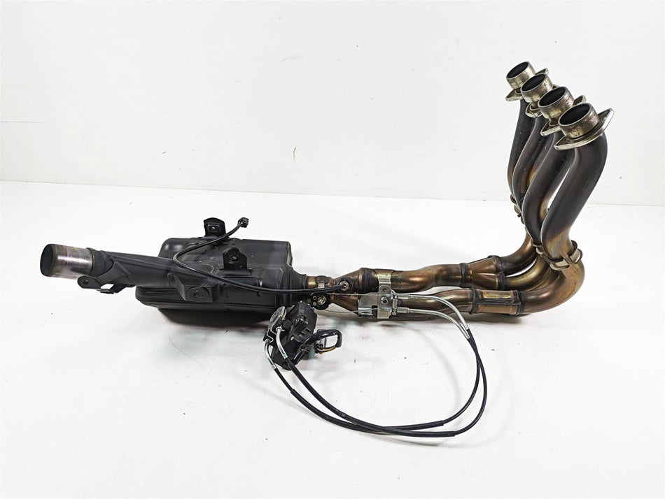 2022 Suzuki GSXR 750 Exhaust Header Manifold & Servo Motor 14100-15J00 {{ shop.shopifyCountryName }} - Mototech271