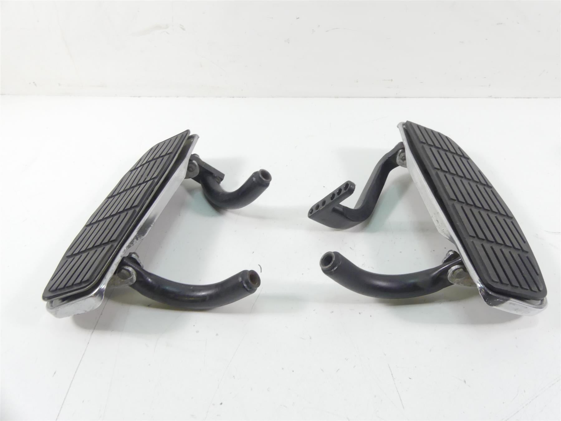 1989 Harley Touring FLTC Tour Glide Front Rider Driver Floor Board Set 50621-79 {{ shop.shopifyCountryName }} - Mototech271