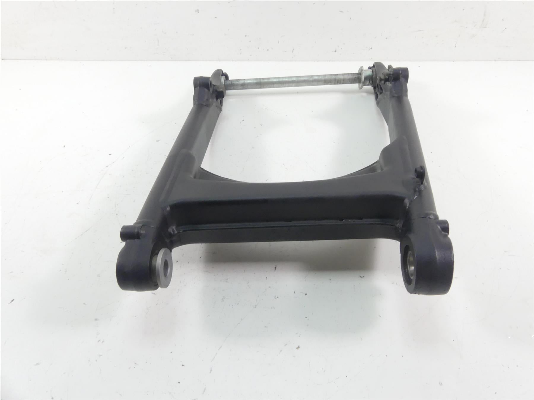 2018 Indian Scout Sixty Rear Swingarm Swing Arm & Axle 1824356 {{ shop.shopifyCountryName }} - Mototech271