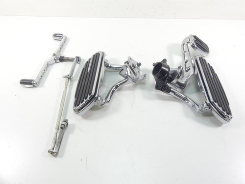2009 Harley FLHTCU SE4 CVO E-Glide Floorboard Shifter Brake Pedal Set 51498-09A | Mototech271