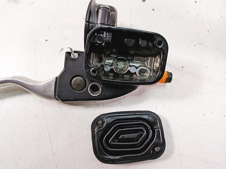 2008 Harley FLHTCU Electra Glide Dual Disc Front Brake Master Cylinder 44551-08F {{ shop.shopifyCountryName }} - Mototech271