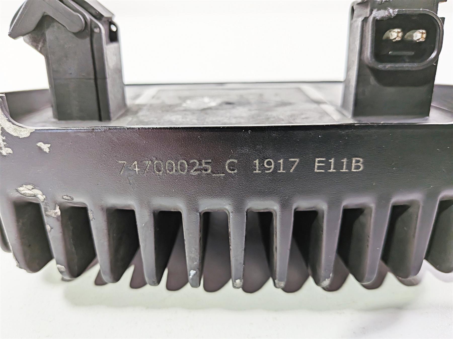 2017 Harley Touring FLHXS Street Glide Rectifier Voltage Regulator 74700025 {{ shop.shopifyCountryName }} - Mototech271