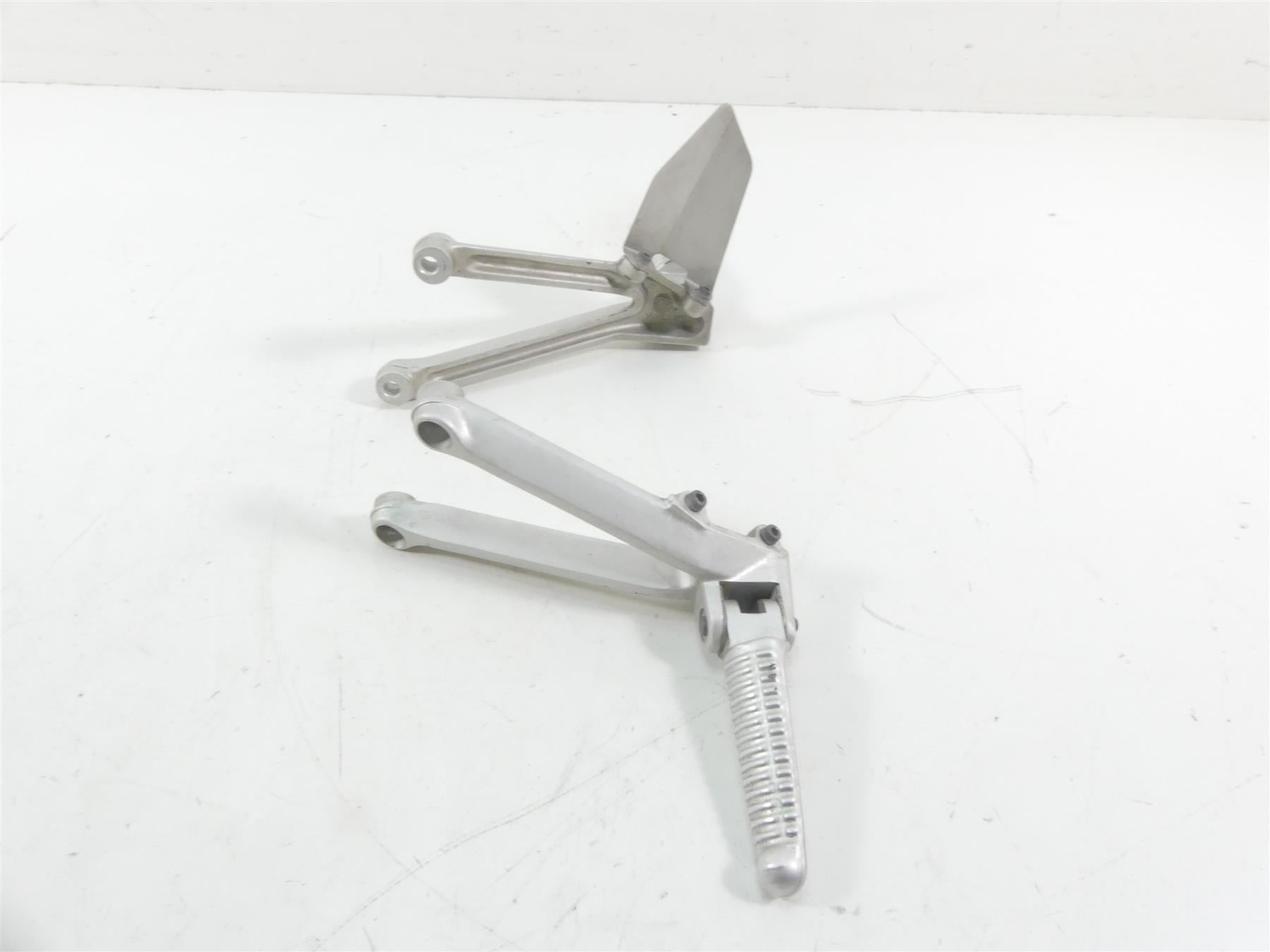 2006 Ducati 999 Biposto Rear Passenger Pillion Footpeg Foot Peg Set 82410811A {{ shop.shopifyCountryName }} - Mototech271