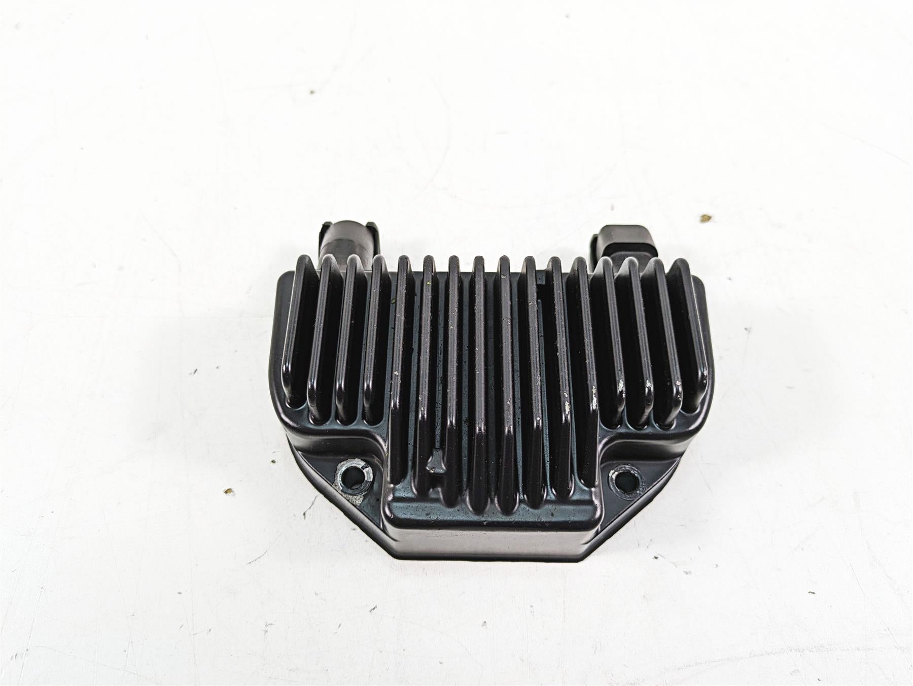 2015 Harley FXDL Dyna Low Rider Rectifier Voltage Regulator 74631-08A {{ shop.shopifyCountryName }} - Mototech271
