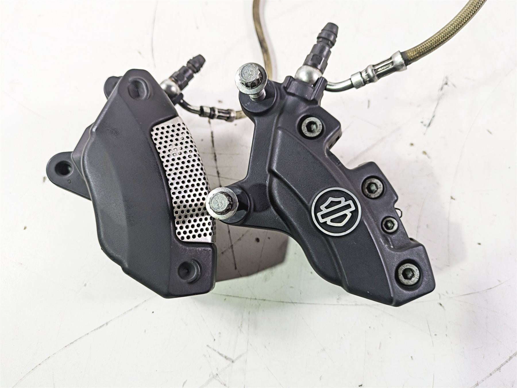 2012 Harley VRSCF Muscle V Rod Front Brembo Brake Caliper Set 44731-08 44732-08 {{ shop.shopifyCountryName }} - Mototech271