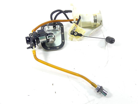 2016 Harley Softail FLS Slim Fuel Gas Petrol Pump 18k - Tested 75252-11A {{ shop.shopifyCountryName }} - Mototech271