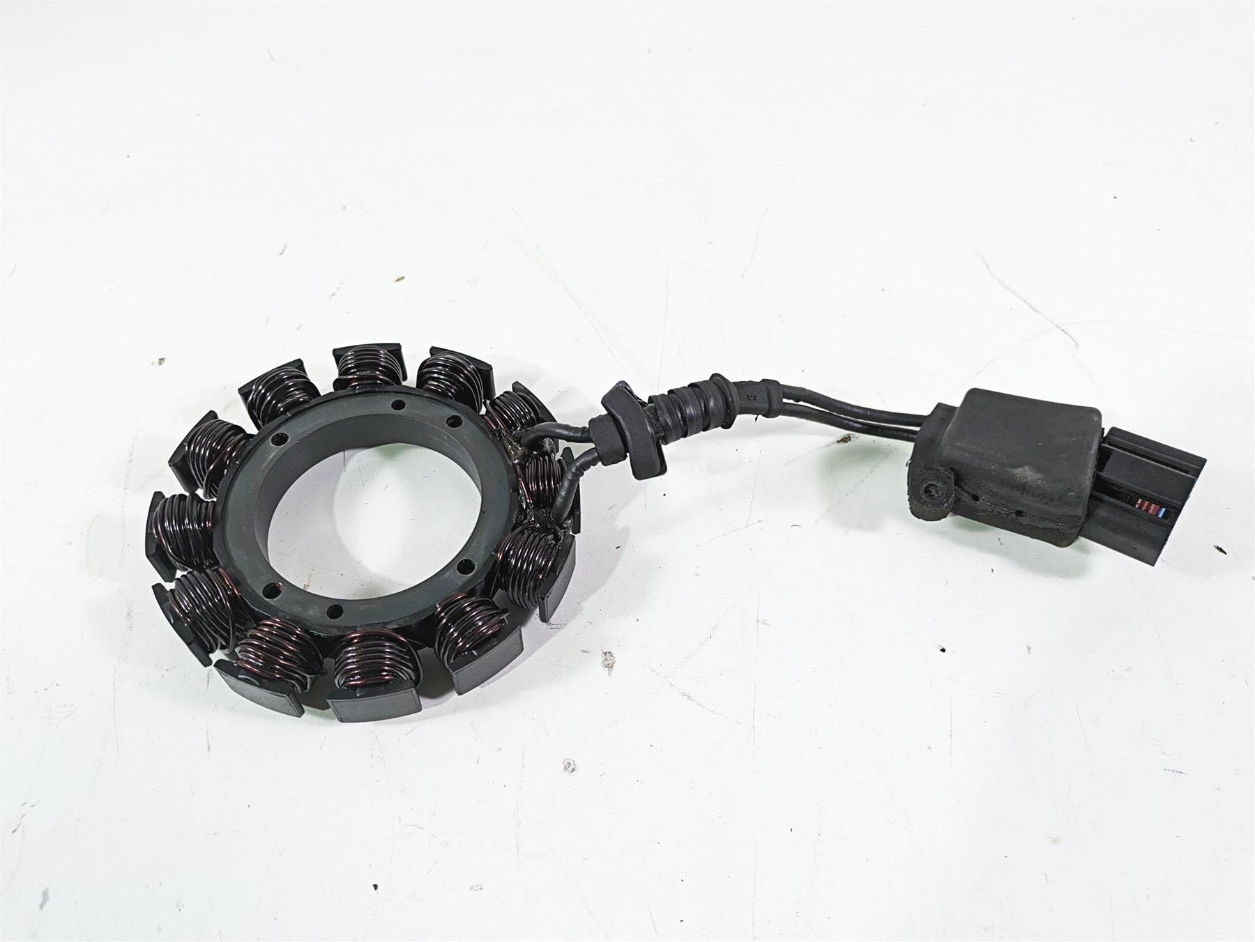 2003 Harley Dyna FXDL Low Rider 100TH Alternator Generator Stator 29951-99A {{ shop.shopifyCountryName }} - Mototech271