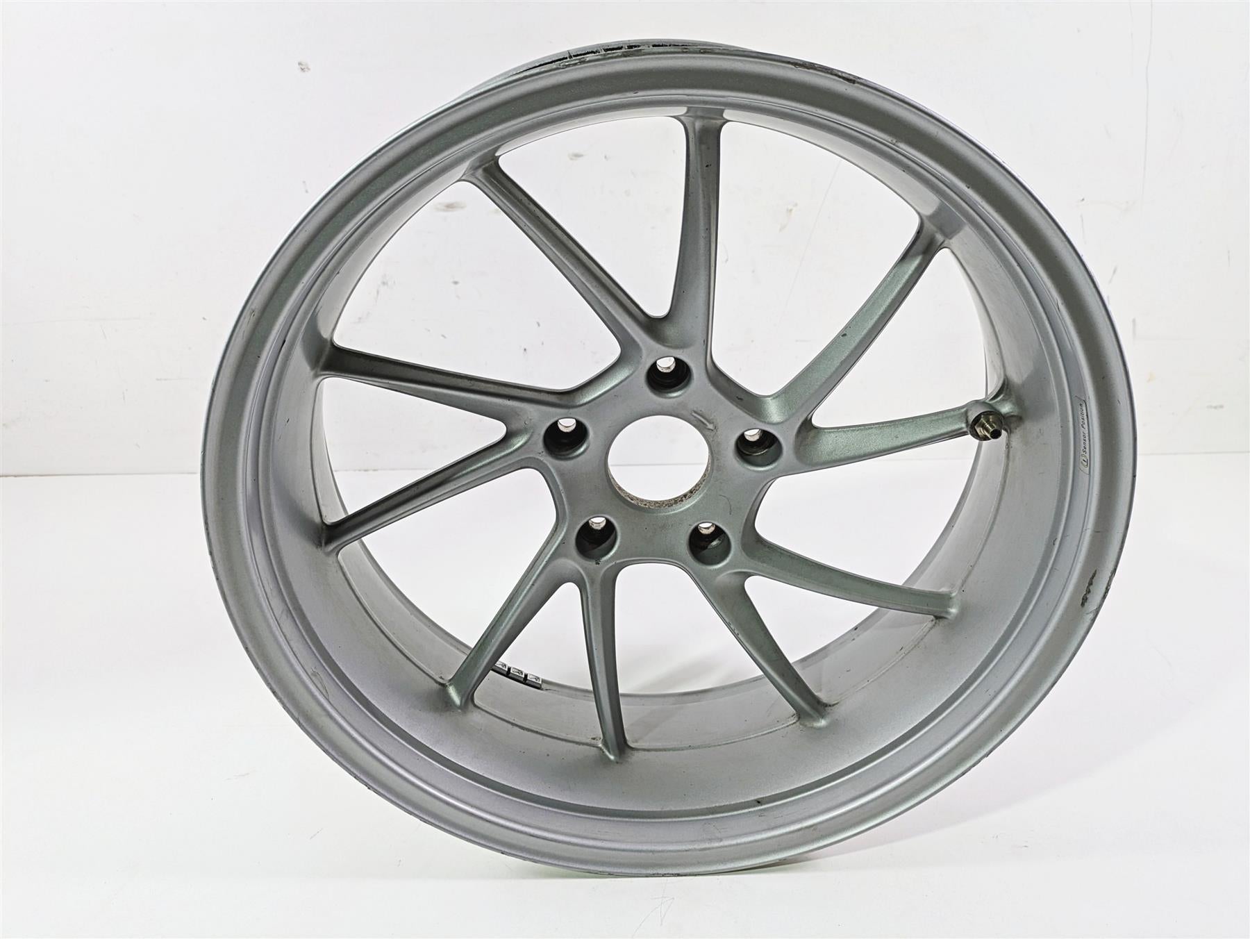 2019 BMW R1250RT K52 Straight Rear Wheel Rim Silver 17x5.5 36317727235 {{ shop.shopifyCountryName }} - Mototech271