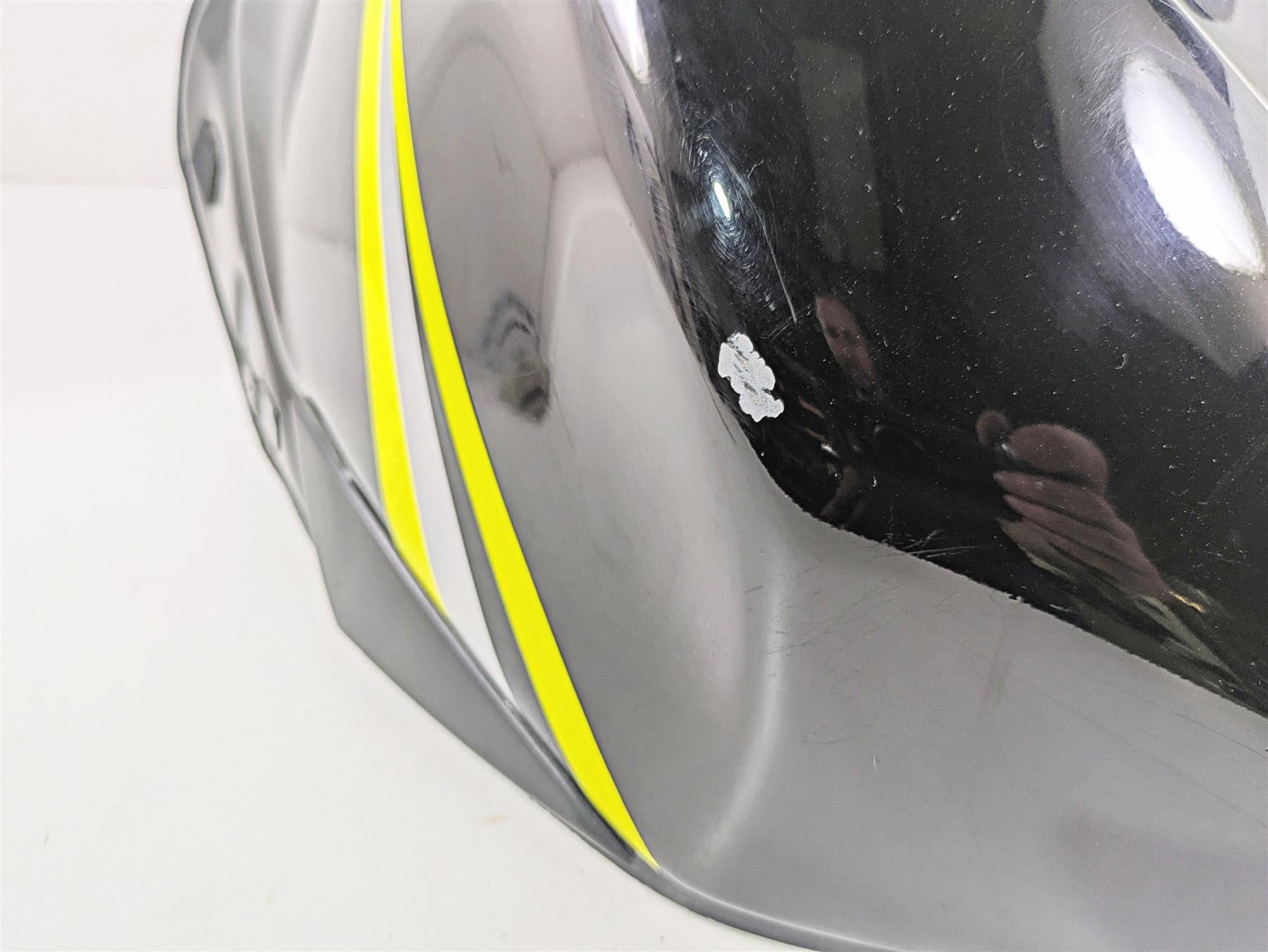 2006 Suzuki GSXR1000 K6 Fuel Gas Petrol Tank - No Dents 44100-41G30 {{ shop.shopifyCountryName }} - Mototech271
