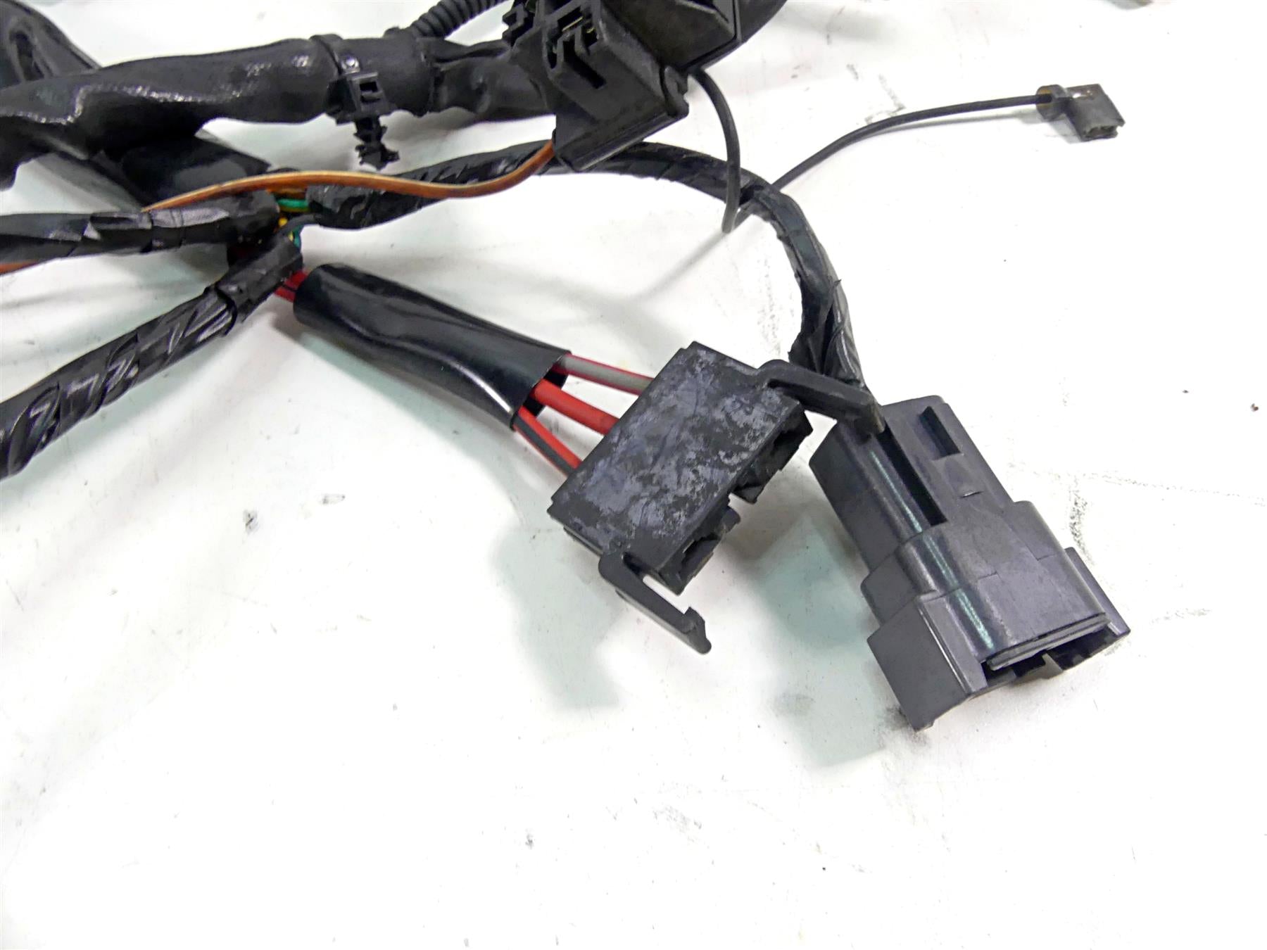 2010 Harley Touring FLHRC Road King Main Abs Wiring Harness - No Cuts 70120-10A {{ shop.shopifyCountryName }} - Mototech271