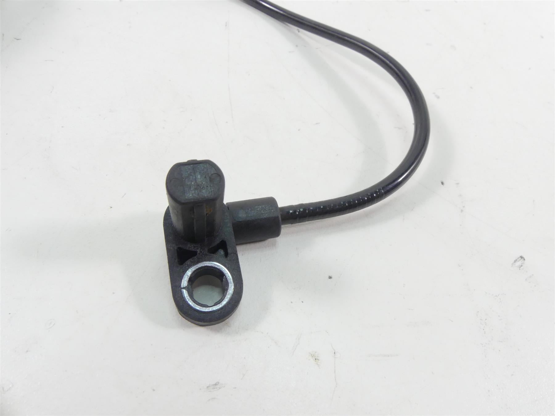 2018 Triumph Street Triple 765RS Rear Wheel Speed Abs Brake Sensor T2021466 {{ shop.shopifyCountryName }} - Mototech271