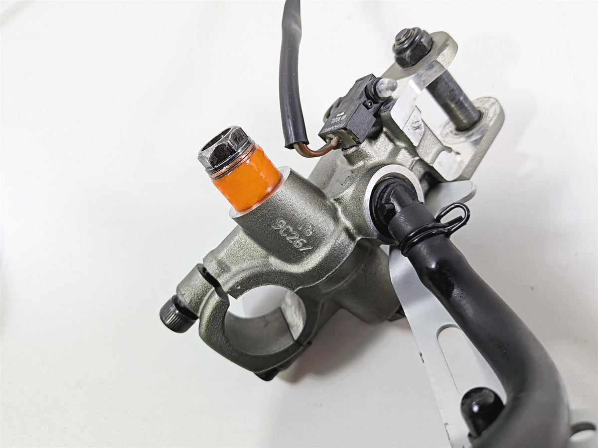2019 Ducati 959 Panigale Radial Front Brake Master Cylinder - Read 62440862A {{ shop.shopifyCountryName }} - Mototech271