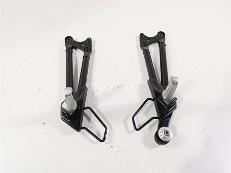 2019 BMW G310GS K02 Rear Footpeg Rest & Mounts Set 46718560597 46718560598 {{ shop.shopifyCountryName }} - Mototech271
