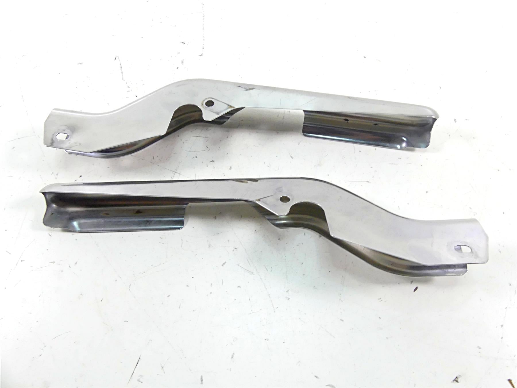 2002 Harley Touring FLHTC Electra Glide Rear Frame Chrome Struts 47504-97 {{ shop.shopifyCountryName }} - Mototech271