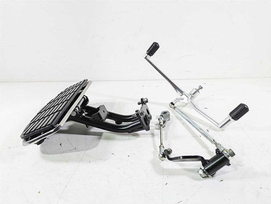 2014 Moto Guzzi California 1400 Touring Left Floorboard & Shifter 887303 B063751 {{ shop.shopifyCountryName }} - Mototech271
