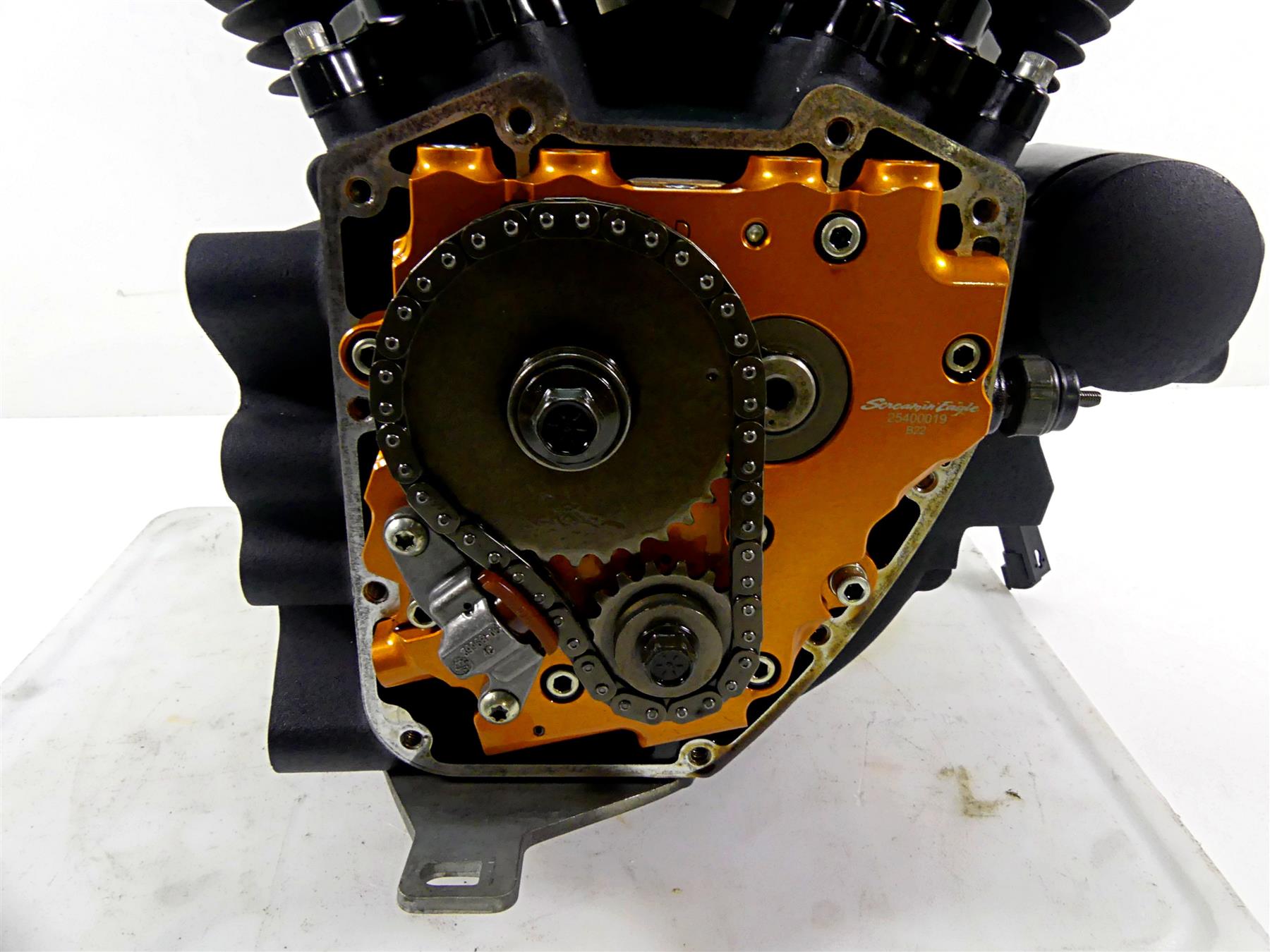 Harley Dyna TC Engine Motor Bill Chambers Racing Heads CR Cams -Video ...