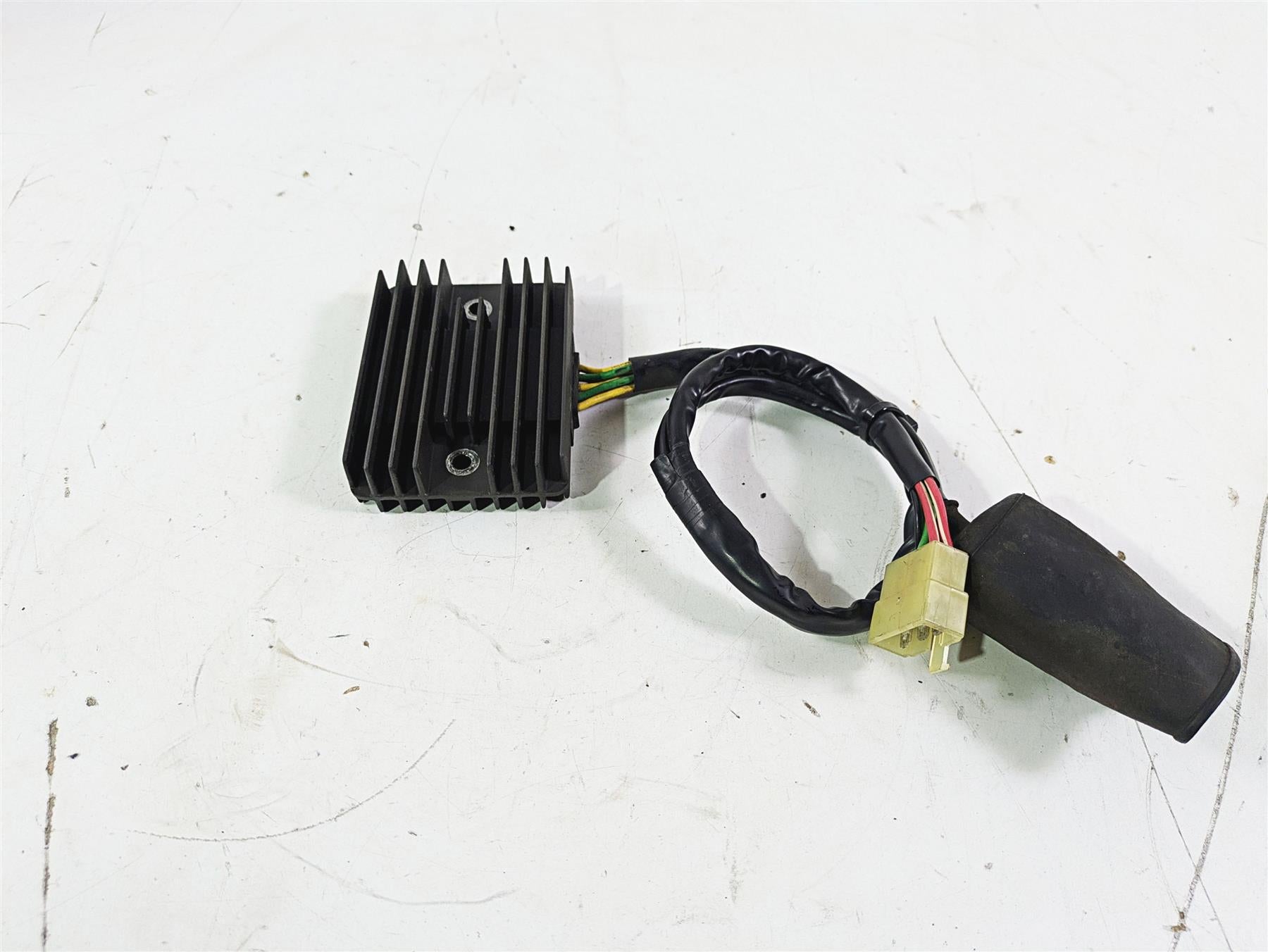 2002 Honda V-Twin VTX1800 C Rectifier Voltage Regulator SH579C-12 31600-MCH-000 {{ shop.shopifyCountryName }} - Mototech271