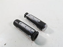 Load image into Gallery viewer, 2009 Harley Dyna FXDFSE CVO Fat Bob Ironside Hand Grip Set 56971-07 56972-07
