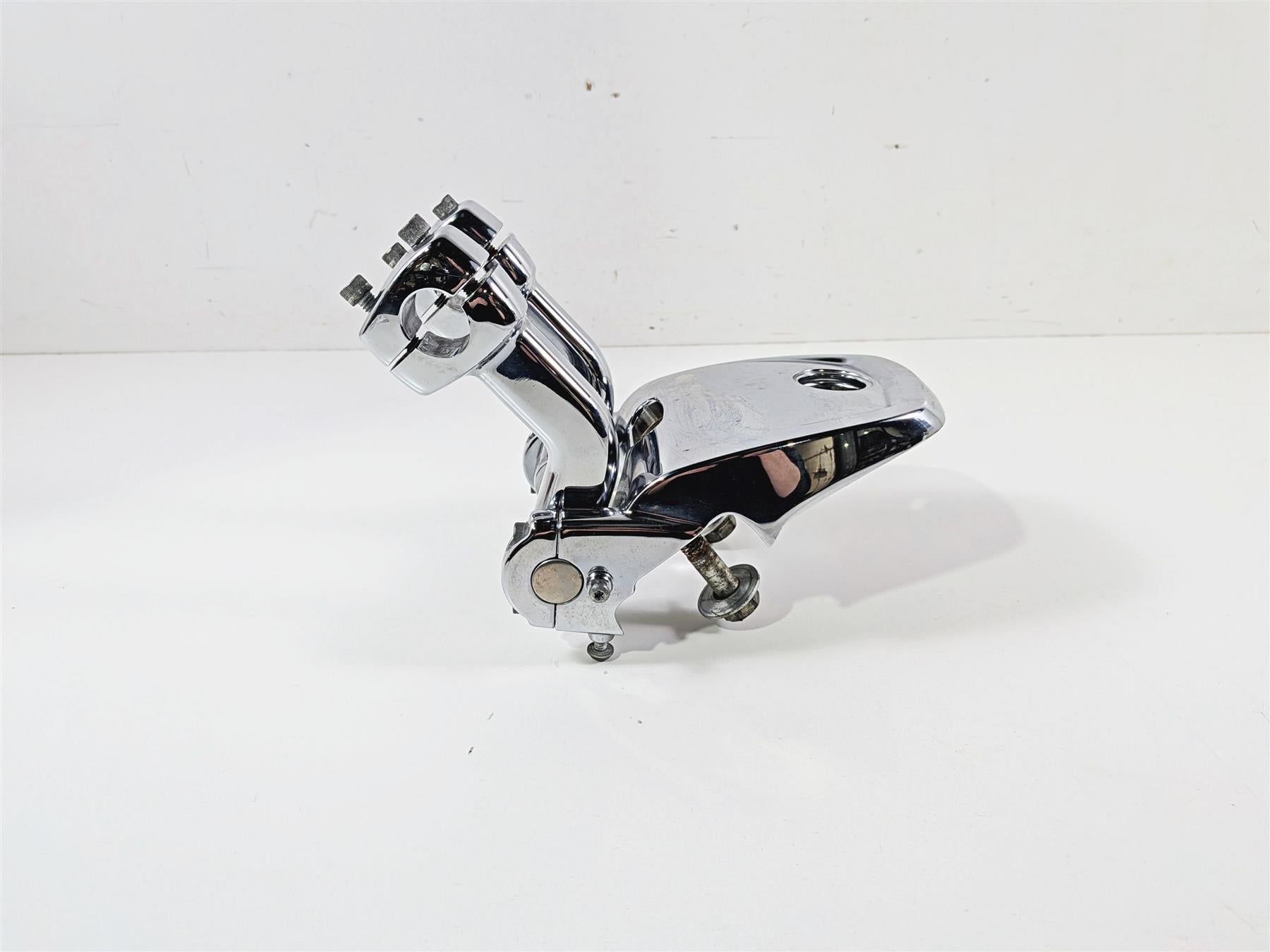 2014 Harley FXDL Dyna Low Rider Handlebar Riser Holder Set 55900064 55900062 {{ shop.shopifyCountryName }} - Mototech271