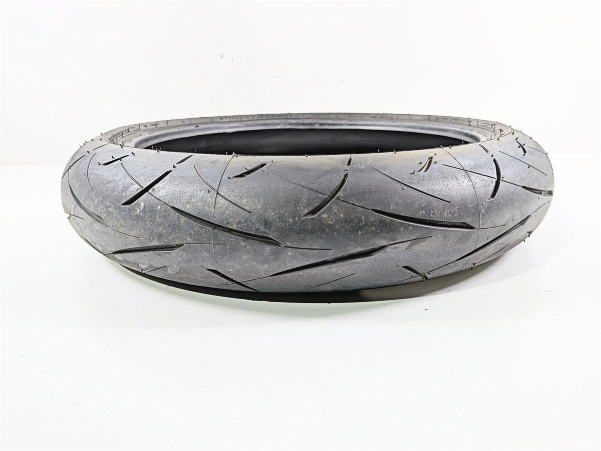 Used Front Motorcycle Tire Dunlop Sportmax Roadsport 2 120/70R17 45238704 {{ shop.shopifyCountryName }} - Mototech271