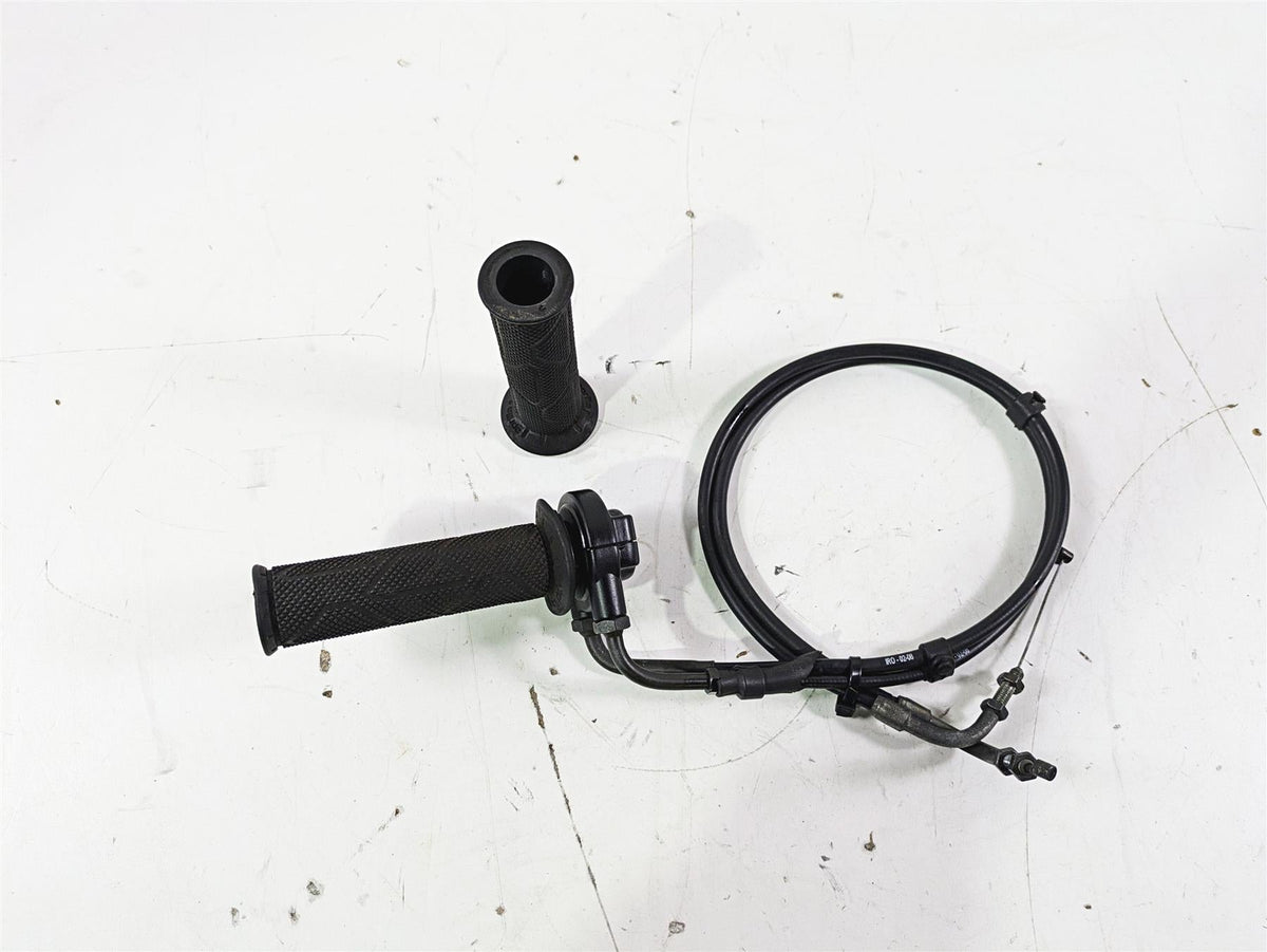 2008 Aprilia RSVR 1000 Factory Throttle Grip Handle Set - Read AP8118566 {{ shop.shopifyCountryName }} - Mototech271