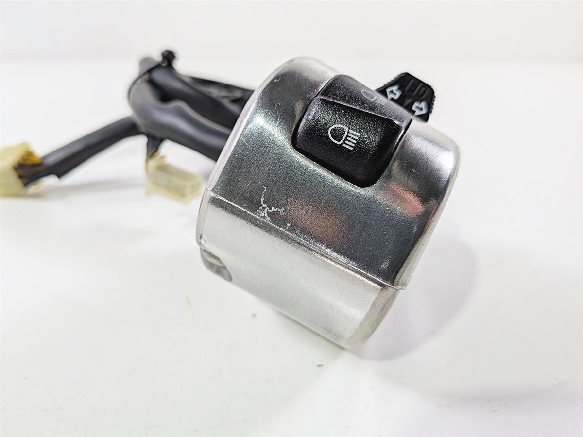 2006 Yamaha XVZ1300 Royal Star Left Hand Light Control Switch 1D6-83973-00-00 {{ shop.shopifyCountryName }} - Mototech271