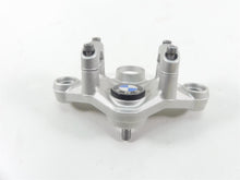 Load image into Gallery viewer, 2019 BMW R1250GS K50 Upper Triple Tree Steering Clamp 31428555851
