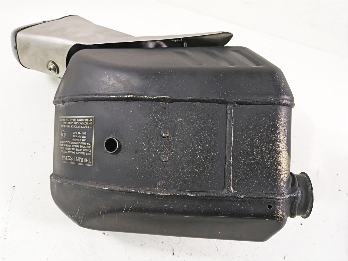 2023 Triumph Street Triple 765 RS Oem Exhaust Muffler Chamber Section T2203454 {{ shop.shopifyCountryName }} - Mototech271