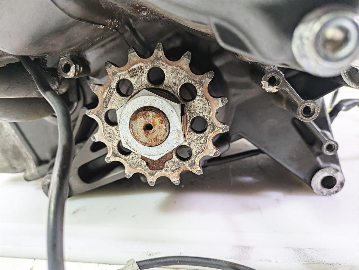 2005 Yamaha YZFR1 YZF R1 Engine Motor FOR PARTS - Read 5VY-15100-00-00 {{ shop.shopifyCountryName }} - Mototech271