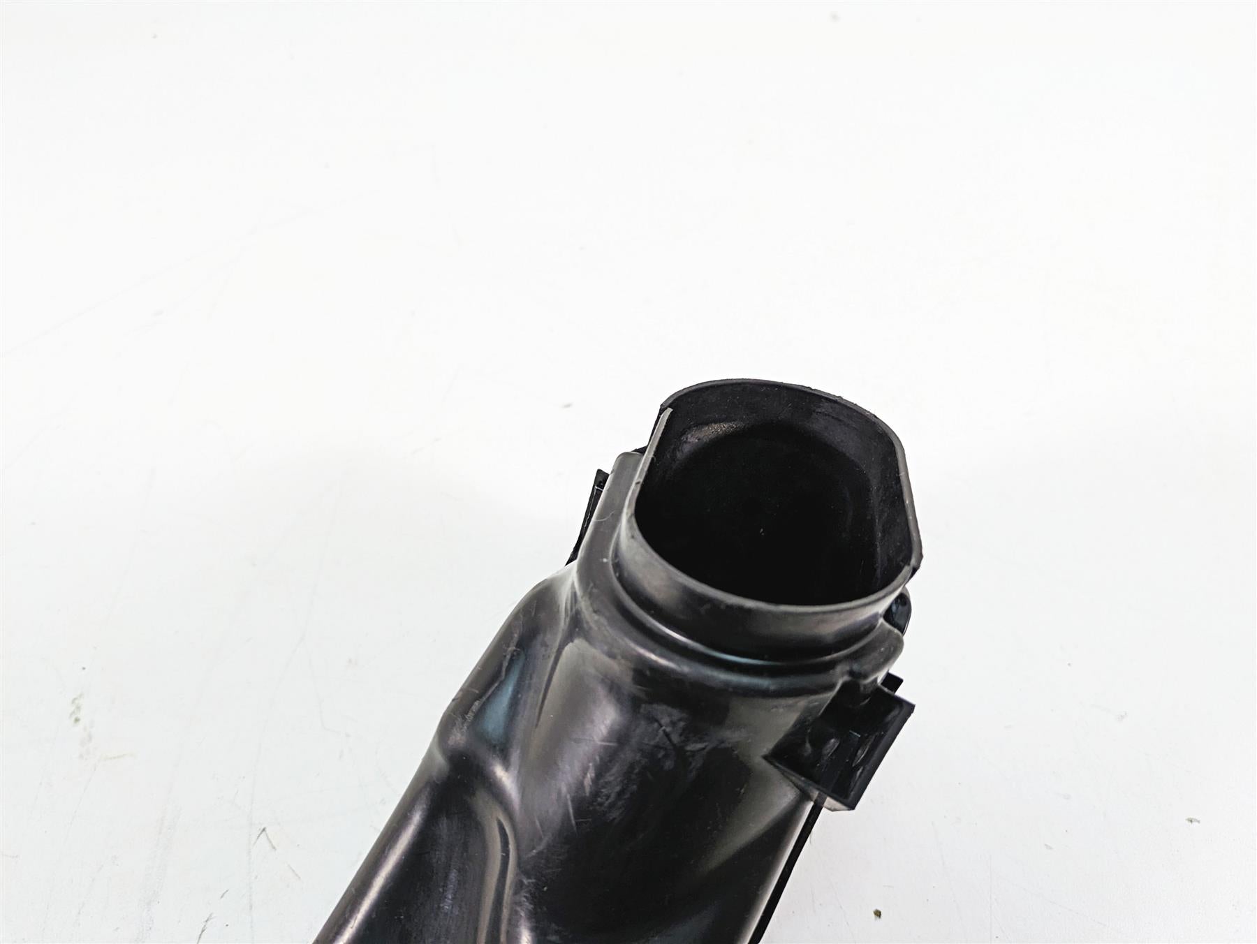 2009 Suzuki GSXR750 K9 Left Air Scoop Duct Ram Intake 94430-37H00 {{ shop.shopifyCountryName }} - Mototech271