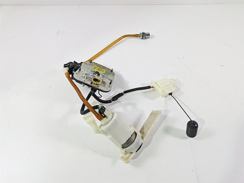 2017 Harley Softail Heritage Classic FLSTC Fuel Gas Pump 75252-11A 75284-08A {{ shop.shopifyCountryName }} - Mototech271