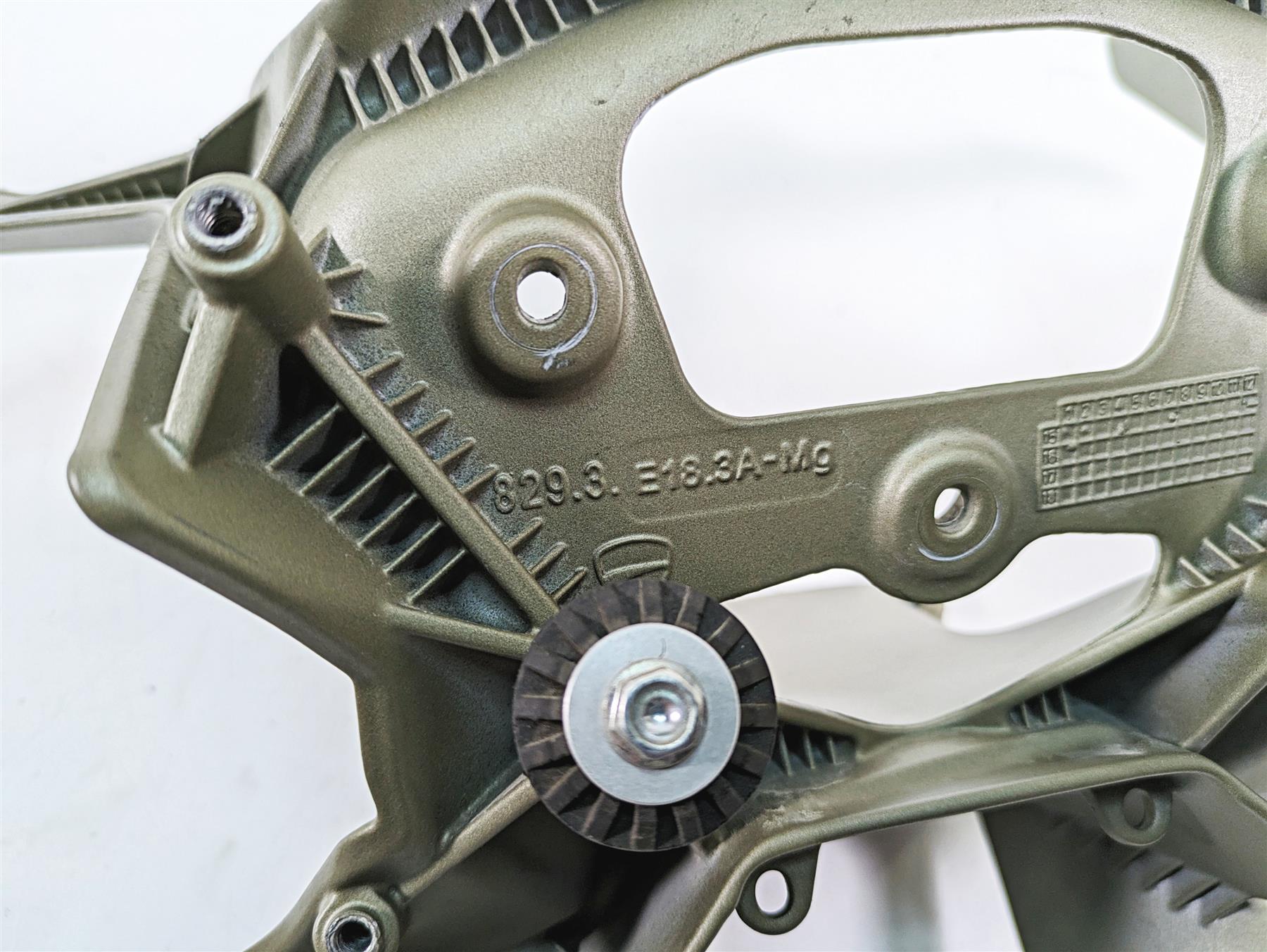 2016 Ducati Panigale 1299 S Oem Magnesium Front Stay Holder Carrier 8291E182AA {{ shop.shopifyCountryName }} - Mototech271
